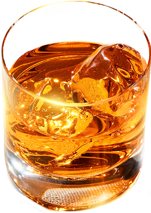 Whisky glass with ice